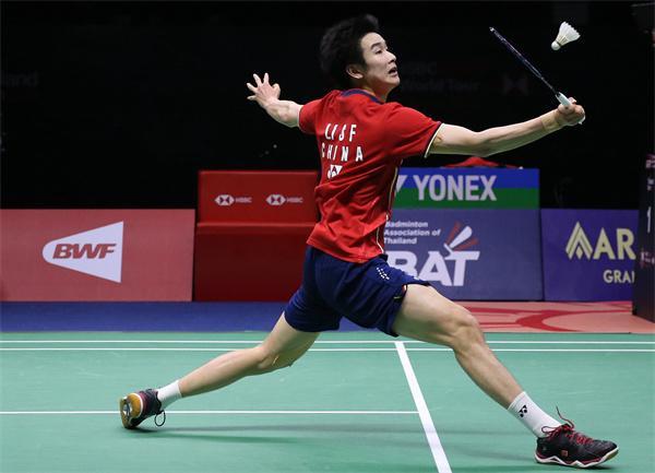 一个充满悬 一个充满悬